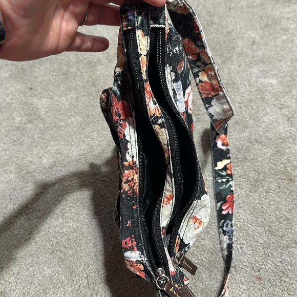 Purse - Picture 2 of 2